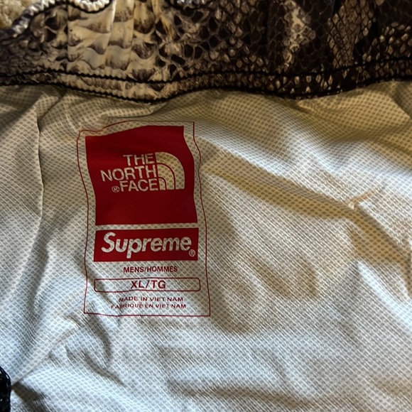 Supreme The North Face snakeskin taped seam pant. XL, Nylon and polyester. - Picture 3 of 5
